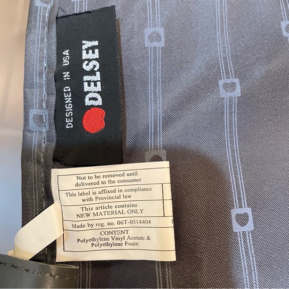 NWT 42” Garment Bag by Delsey - Picture 15 of 16